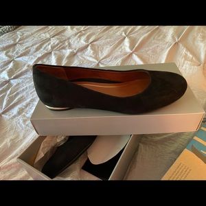 Vionic black flats. Size 6